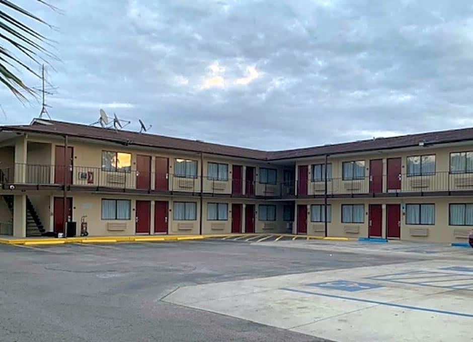 Red Roof Inn San Antonio E - Frost Bank Center المظهر الخارجي الصورة